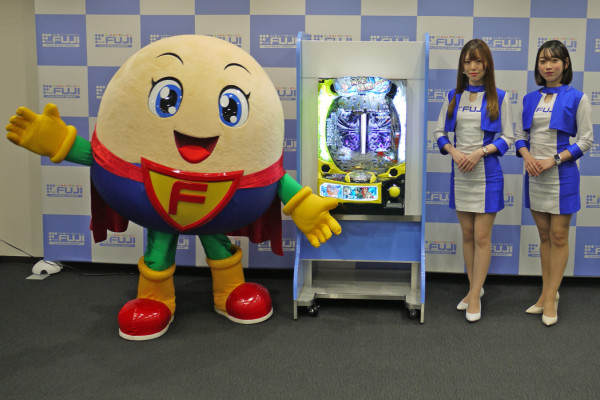 「スマパチ RAVE 覚聖ループ」新機種プレス発表会